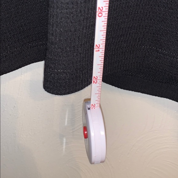 Main Strip Plaid Contrast Top - Picture 4 of 6